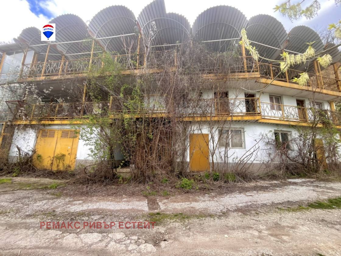 Продава БИЗНЕС ИМОТ, гр. Русе, Долапите, снимка 10 - Други - 54147839