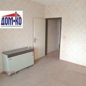 1 chambre Okrajna bolnitsa, Pazardjik 5