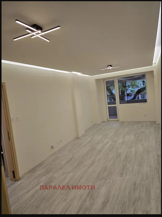 Eladó  1 hálószoba Plovdiv , Hristo Smirnenski , 79 négyzetméter | 60941929 - kép [2]