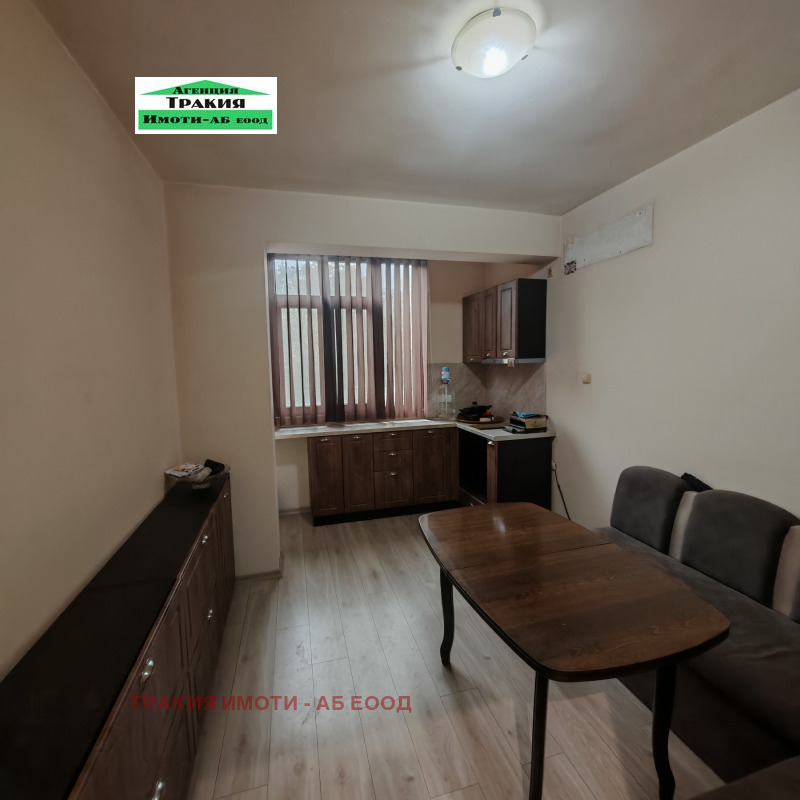 Продается  1 спальня Пловдив , Христо Смирненски , 67 кв.м | 31896347