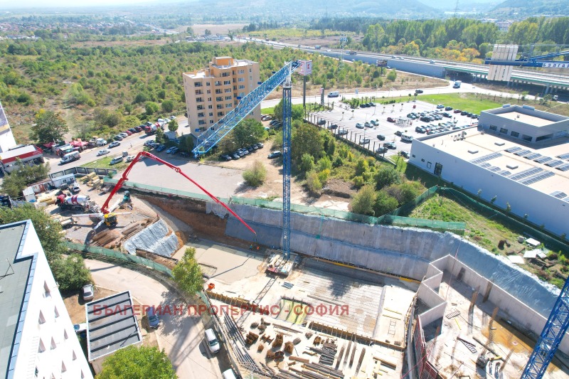 Προς πώληση  2 υπνοδωμάτια Σοφηια , Μλαδοστ 4 , 103 τ.μ | 77328840