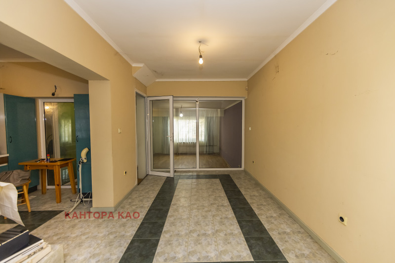 Продава 3-СТАЕН, гр. София, Карпузица, снимка 4 - Апартаменти - 52465248