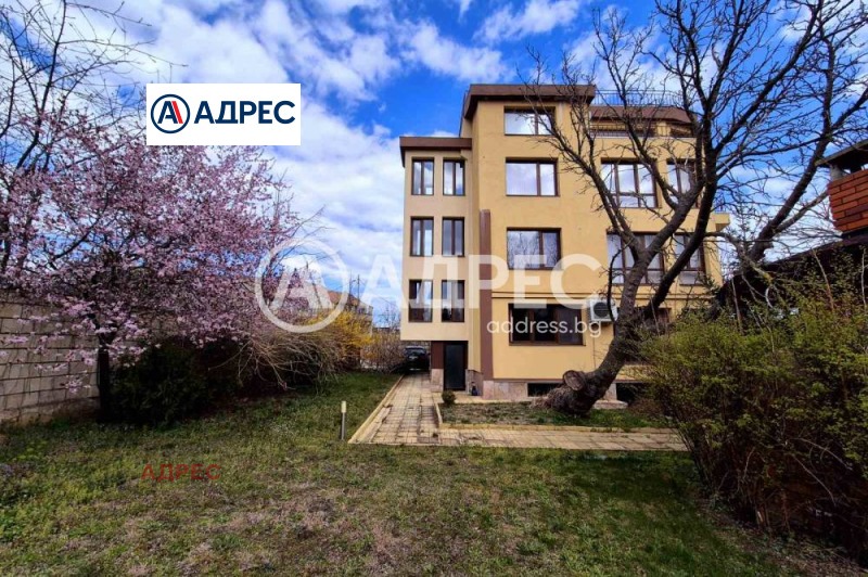 Na prodej  Hotel Varna , m-t Dolna Traka , 813 m2 | 45009177