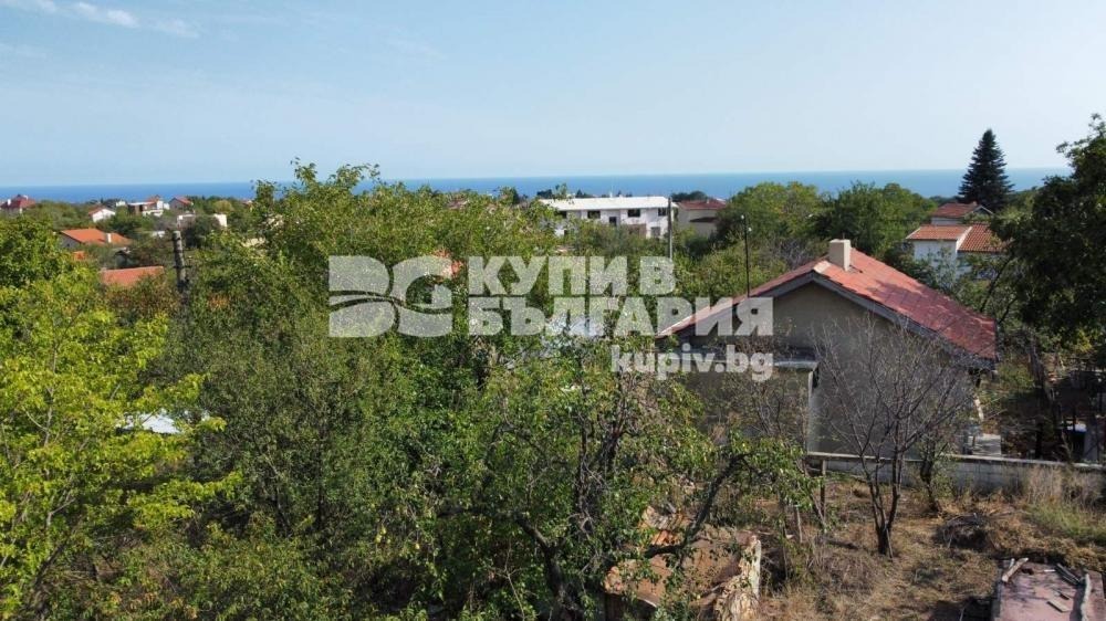 Продава КЪЩА, гр. Варна, м-т Долна Трака