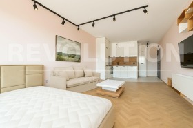 Studio Malinowa dolina, Sofia