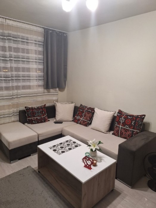 Продава  2-стаен, град София, Банишора •  107 000 EUR • ID 81402248 — holmes.bg - [1] 