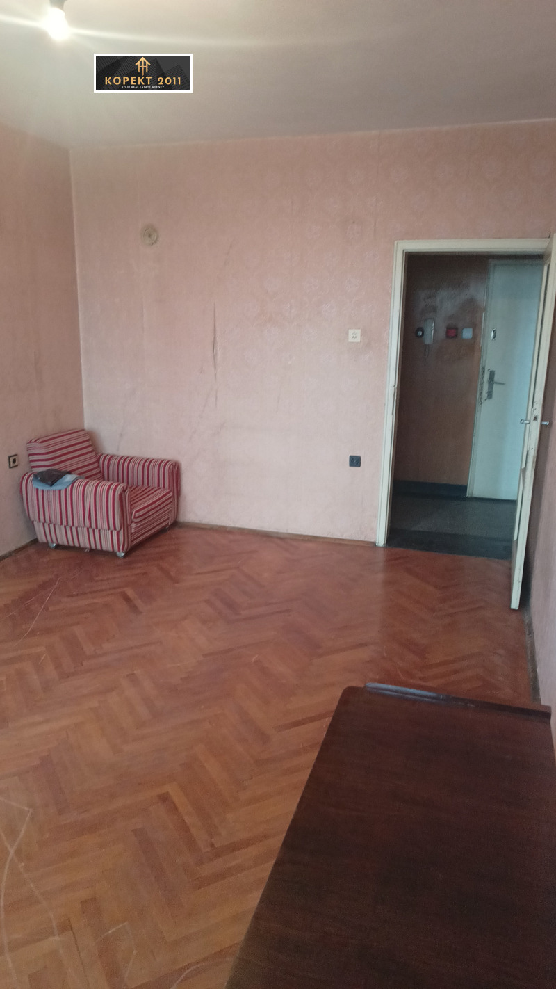 Продава 2-СТАЕН, гр. Русе, Възраждане, снимка 8 - Апартаменти - 52602739