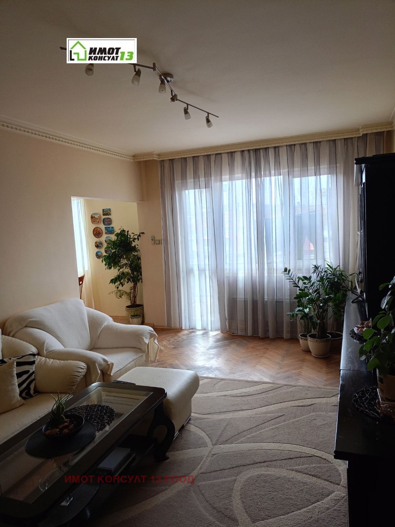 Продава  3-стаен град Плевен , Широк център , 101 кв.м | 46415324 - изображение [3]