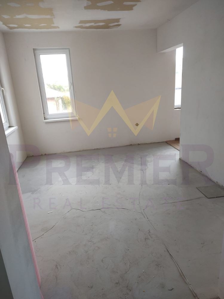 Продава 3-СТАЕН, с. Стражица, област Добрич, снимка 3 - Апартаменти - 55360349