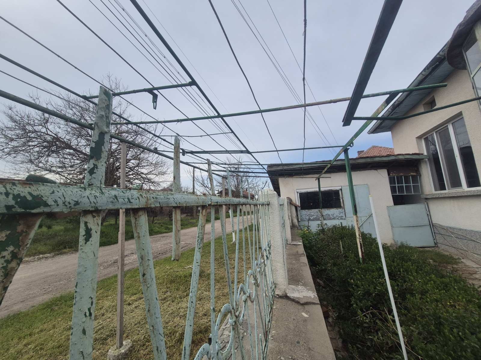 Продава КЪЩА, с. Телиш, област Плевен, снимка 2 - Къщи - 54375944