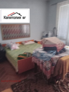 2 Schlafzimmer Zentar, Kardschali 8