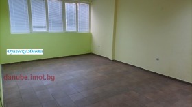 Ofis Centar, Ruse 8