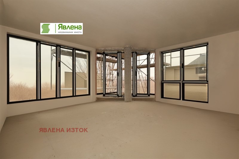 Продава 4-СТАЕН, гр. София, Редута