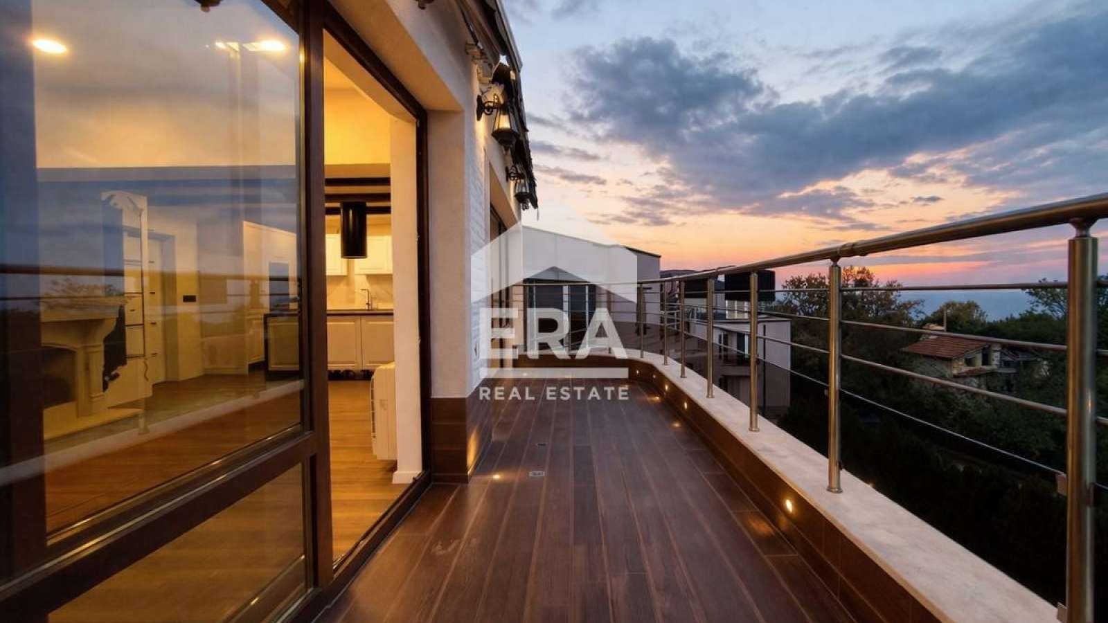 Продава 3-СТАЕН, гр. Варна, м-т Горна Трака, снимка 2 - Апартаменти - 52200185