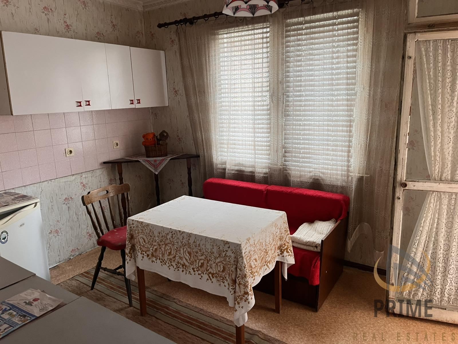 Продава 3-СТАЕН, гр. Бургас, Възраждане, снимка 2 - Апартаменти - 54265481