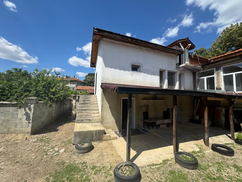 Продава КЪЩА, гр. Провадия, област Варна