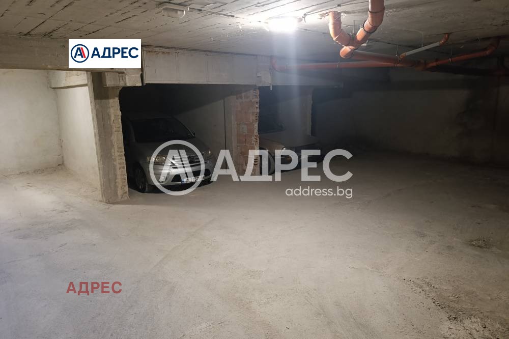Продава ГАРАЖ, ПАРКОМЯСТО, гр. Варна, Център, снимка 6 - Гаражи и паркоместа - 56197787