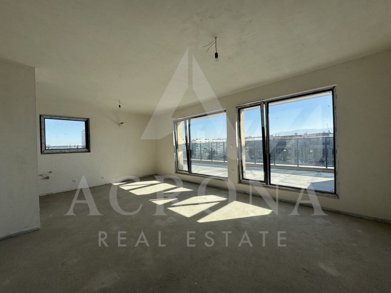 Na prodej  2 ložnice Plovdiv , Christo Smirnenski , 167 m2 | 42366199