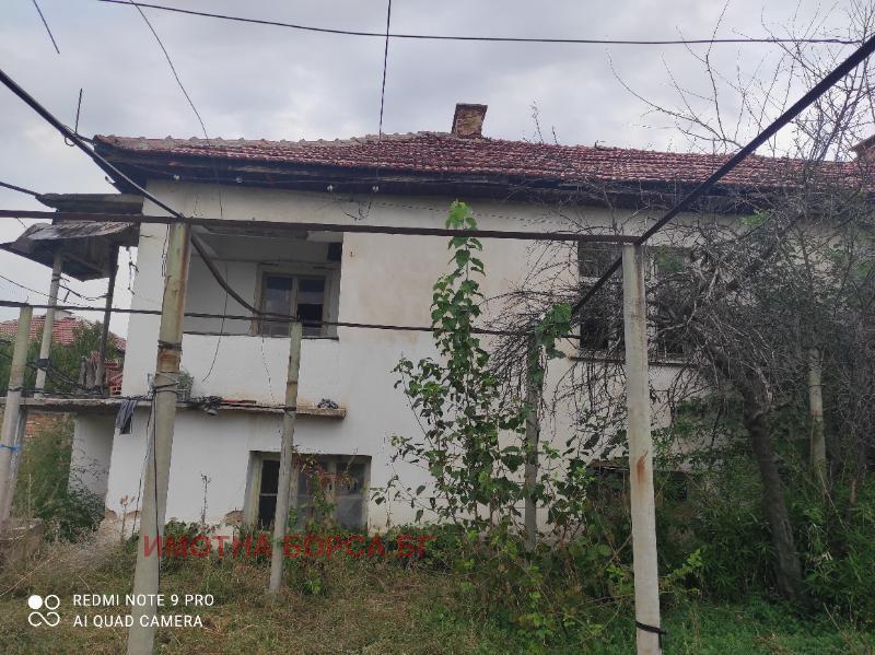 Продава КЪЩА, с. Бегово, област Пловдив