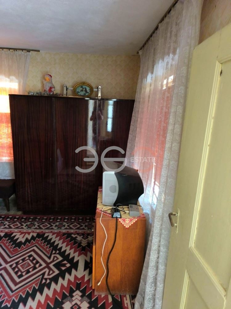 Продава КЪЩА, с. Ягнило, област Варна, снимка 9 - Къщи - 54760943
