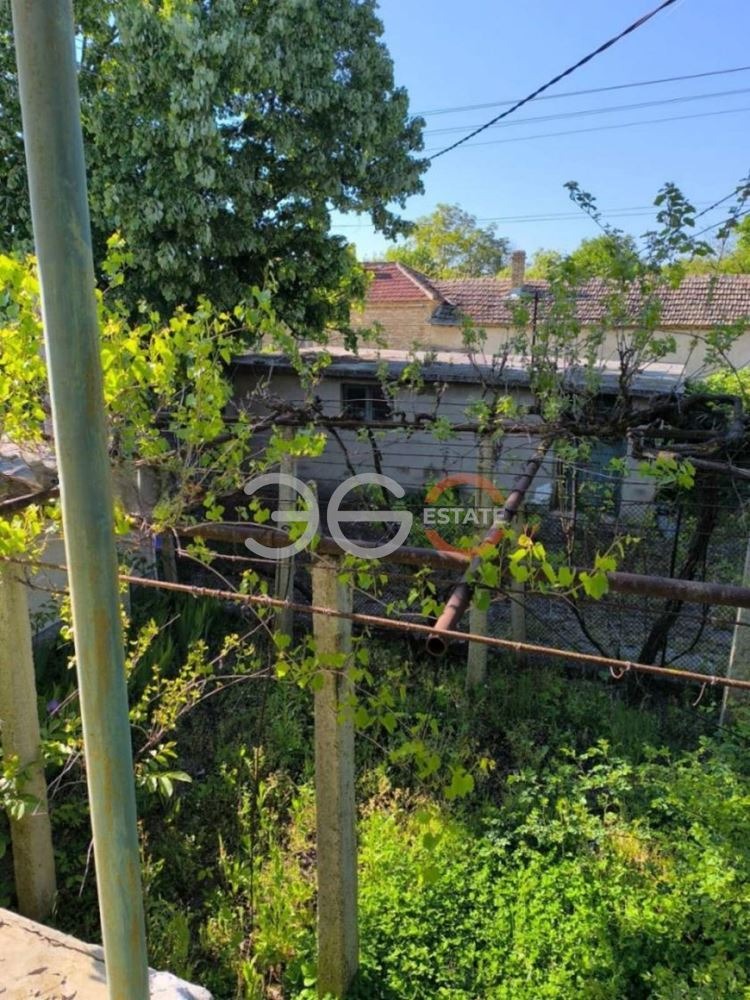 Продава КЪЩА, с. Ягнило, област Варна, снимка 6 - Къщи - 54760943