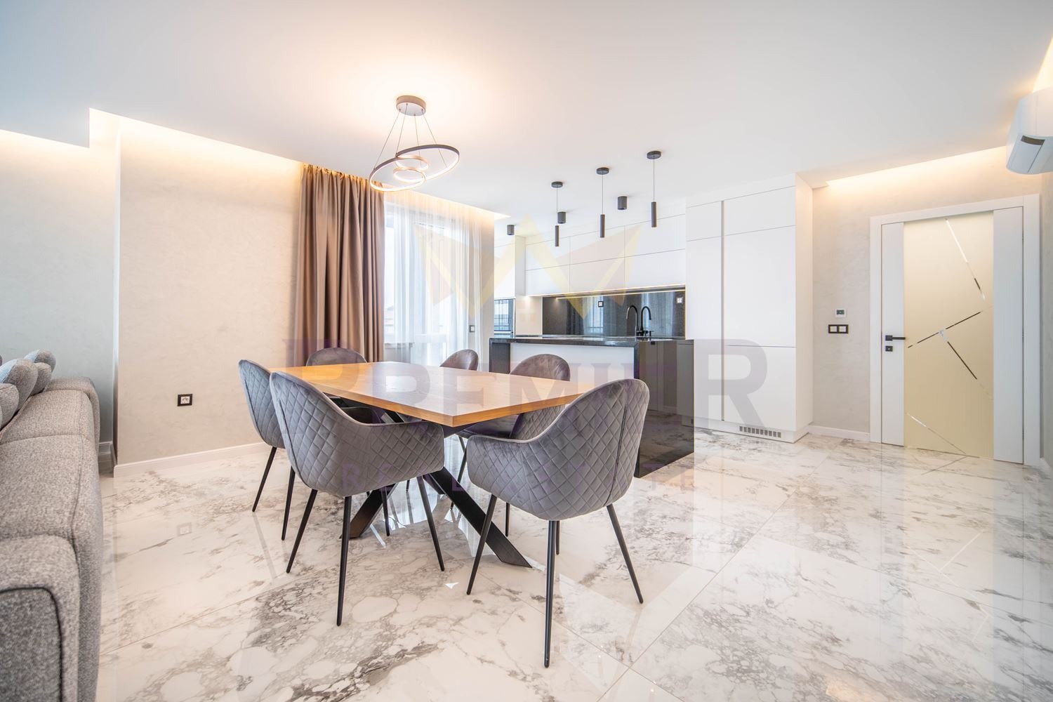 Продава 3-СТАЕН, гр. Варна, Изгрев, снимка 5 - Апартаменти - 54066357