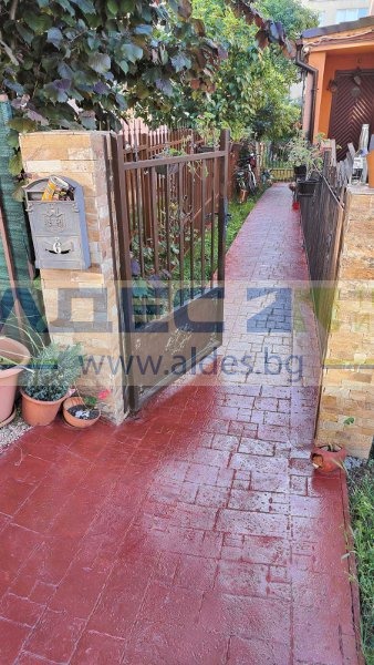 Te koop  3 slaapkamers Sofia , Ovtsja kupel , 120 m² | 92552403
