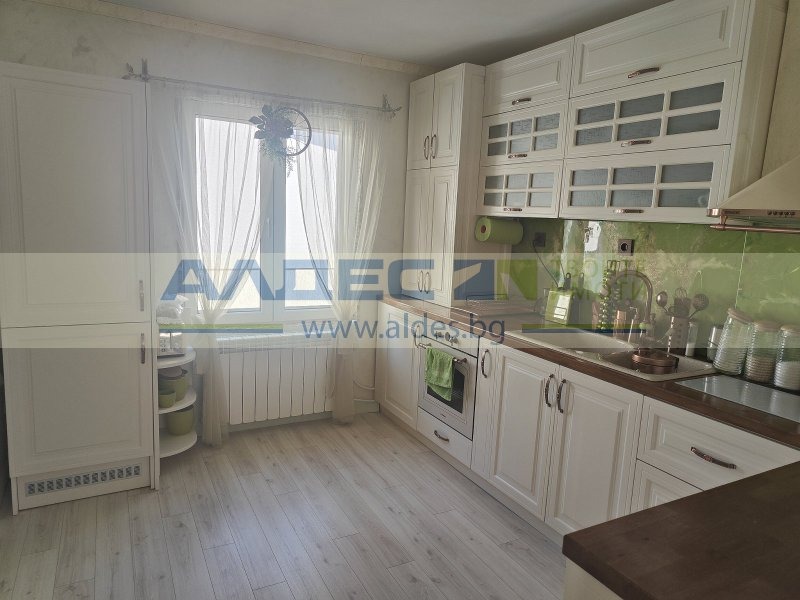 Te koop  3 slaapkamers Sofia , Ovtsja kupel , 120 m² | 92552403 - afbeelding [8]