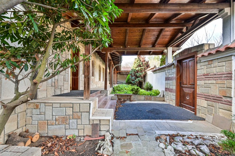 Продава КЪЩА, гр. София, гр. Банкя, снимка 3 - Къщи - 52641265