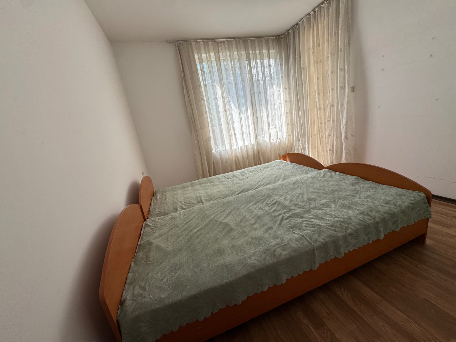 Продава 3-СТАЕН, гр. Велико Търново, Център, снимка 3 - Апартаменти - 55104129