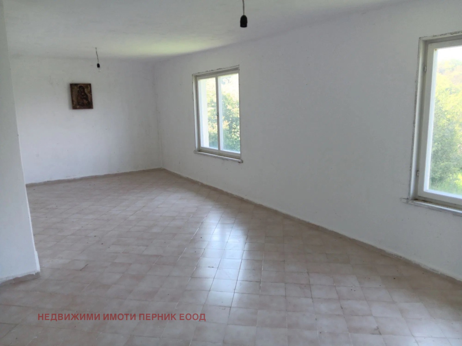 Продава КЪЩА, с. Бабица, област Перник, снимка 2 - Къщи - 54423024