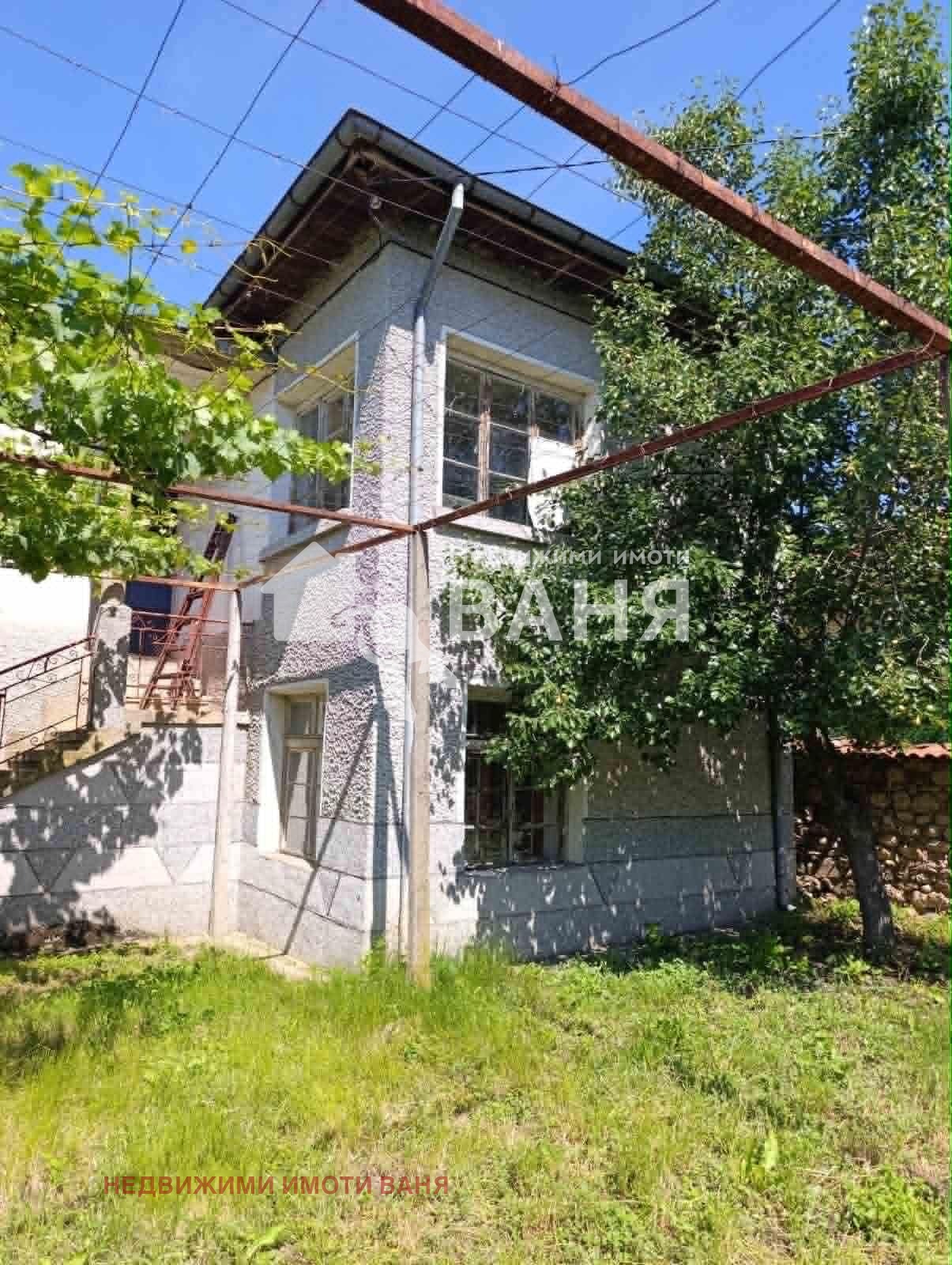 Продава КЪЩА, с. Горни Домлян, област Пловдив