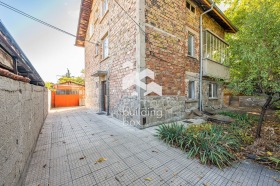 Продажба на имоти в с. Белащица, област Пловдив - изображение 9 