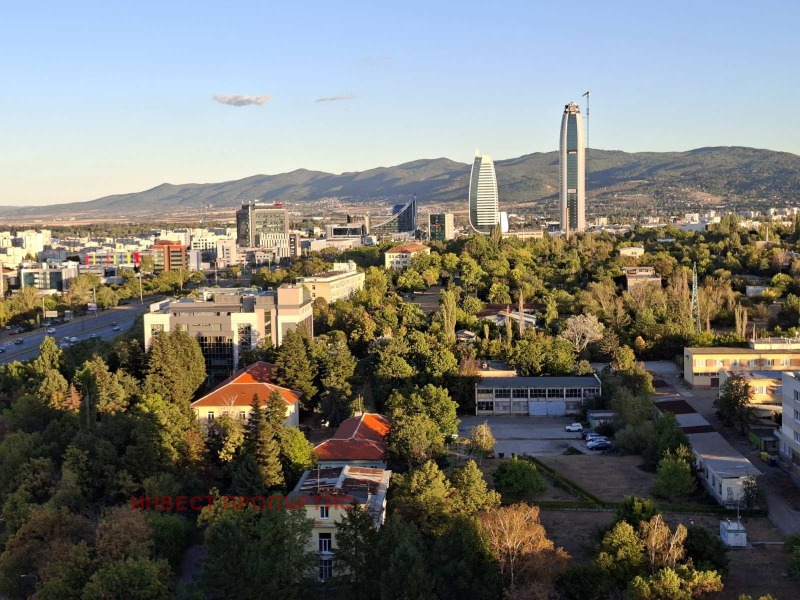 Продава 3-СТАЕН, гр. София, Младост 1