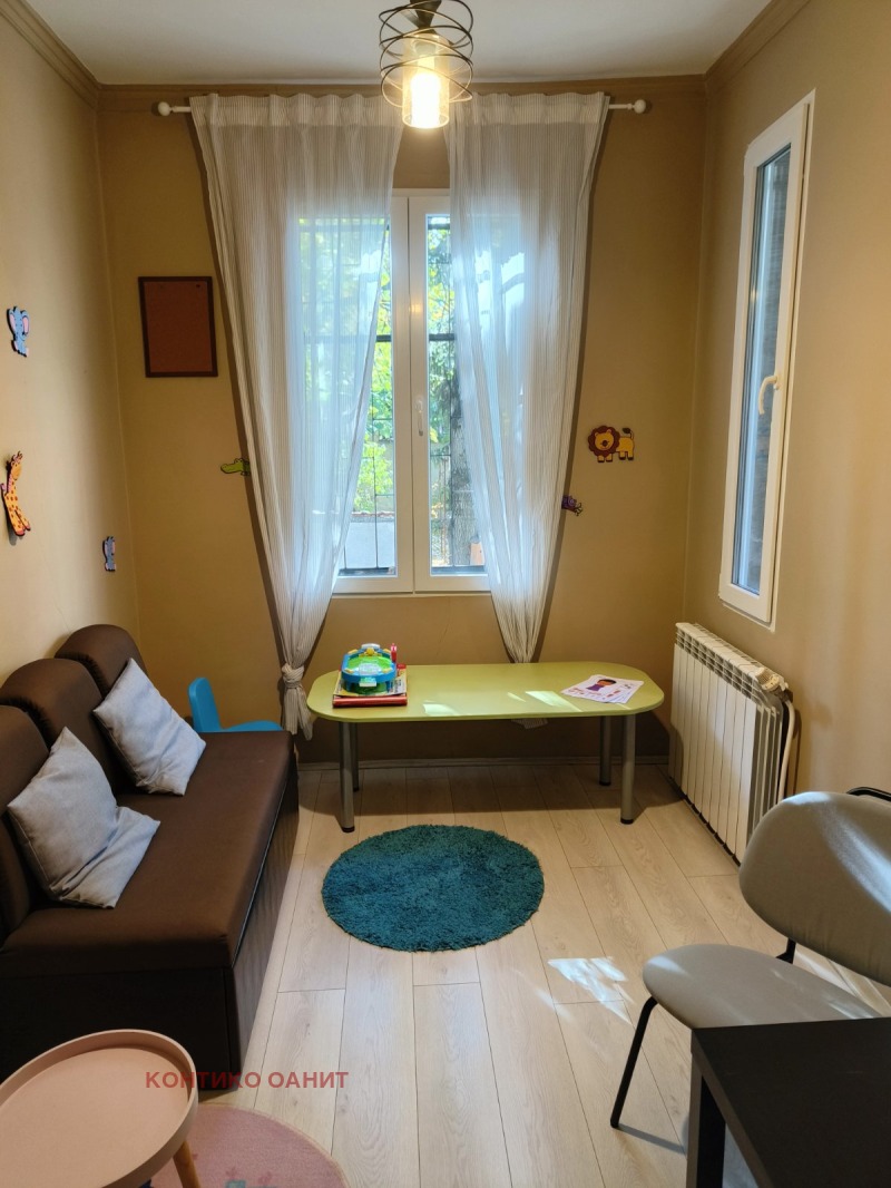 Продава КЪЩА, гр. София, Яворов, снимка 2 - Къщи - 50953718