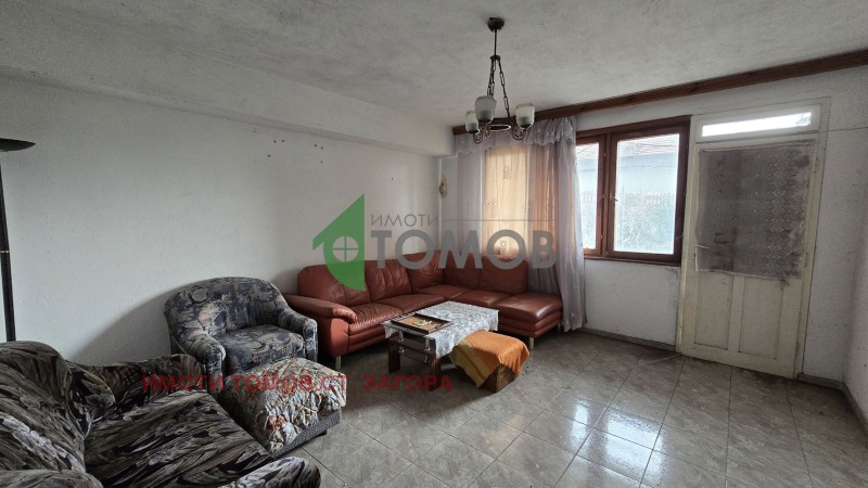 Продава КЪЩА, гр. Гълъбово, област Стара Загора, снимка 8 - Къщи - 53510078