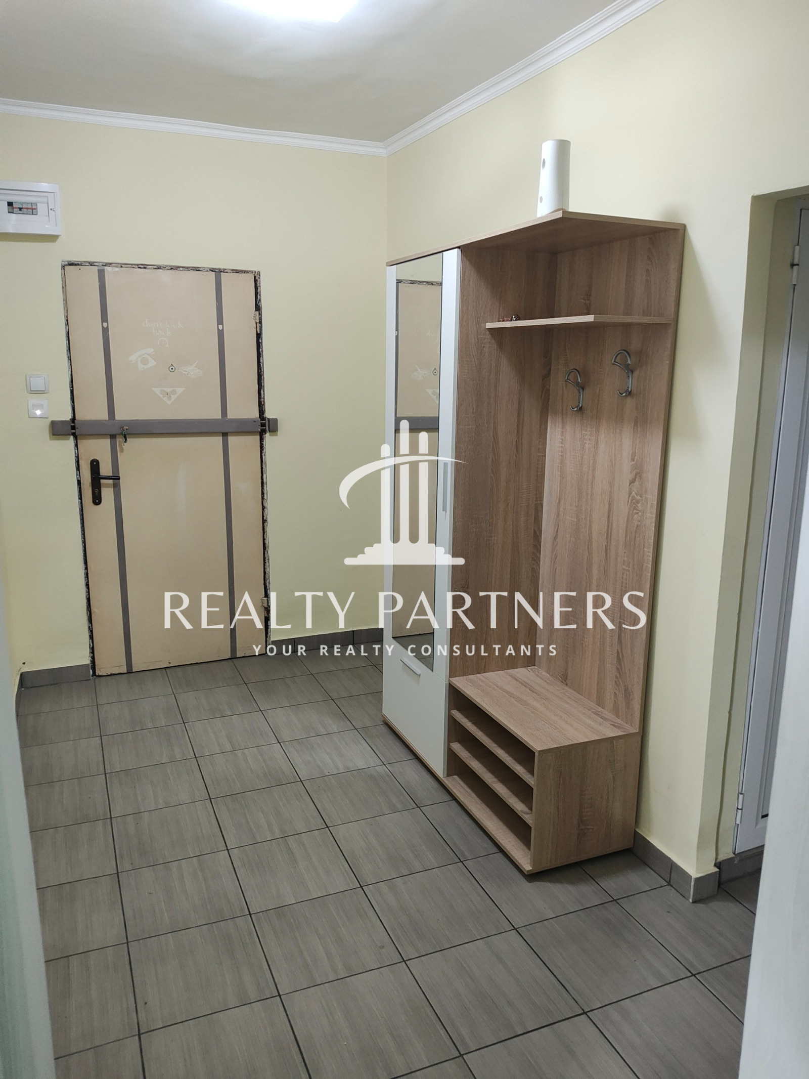 Продава 2-СТАЕН, гр. Перник, Изток, снимка 13 - Апартаменти - 55402650