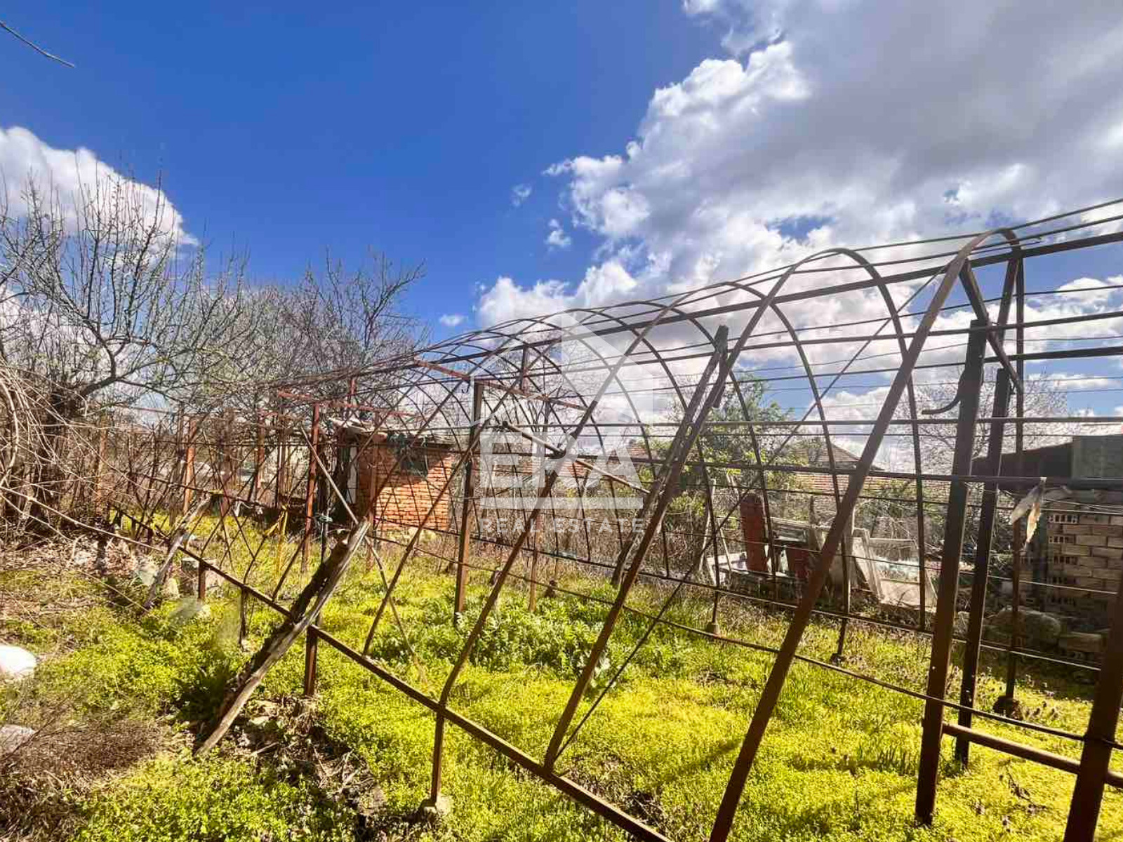 Продава КЪЩА, с. Иваново, област Русе, снимка 2 - Къщи - 54136009