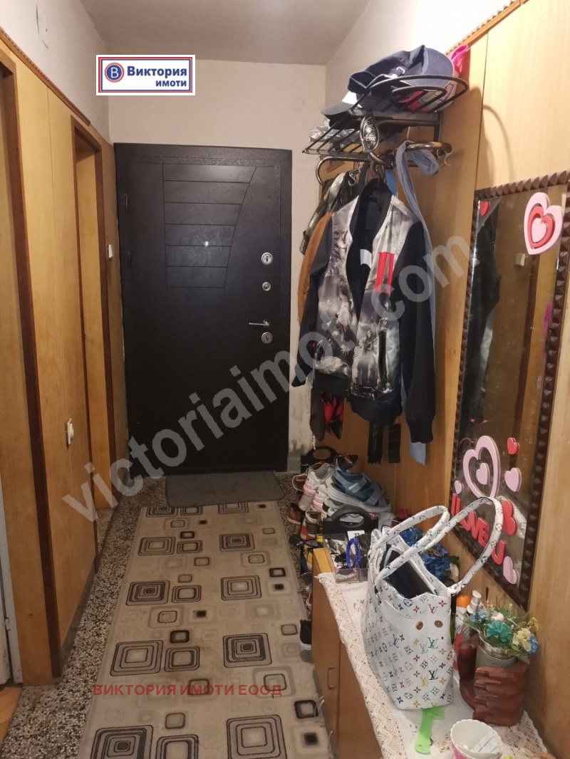 Myytävänä  2 makuuhuonetta Veliko Tarnovo , Kolju Fitšeto , 90 neliömetriä | 39399513 - kuva [7]