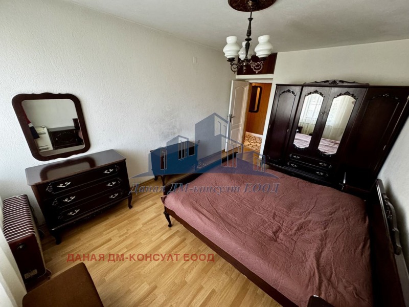 Myytävänä  3 makuuhuonetta Šumen , Tsentar , 120 neliömetriä | 63213492 - kuva [5]