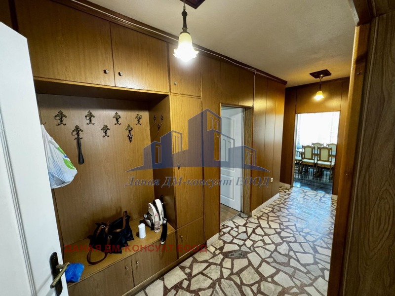 Myytävänä  3 makuuhuonetta Šumen , Tsentar , 120 neliömetriä | 63213492 - kuva [13]