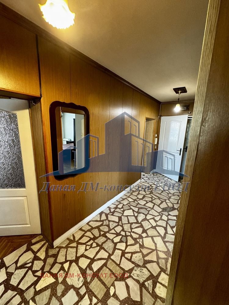 Myytävänä  3 makuuhuonetta Šumen , Tsentar , 120 neliömetriä | 63213492 - kuva [15]