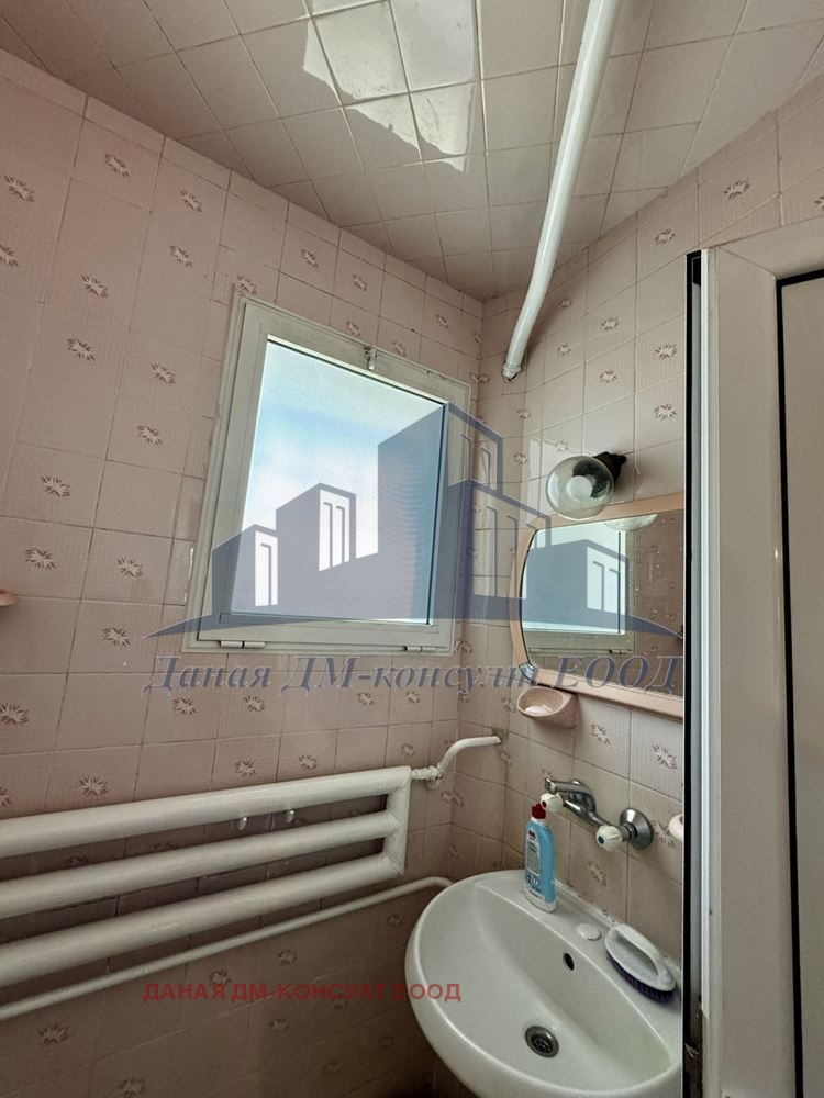 Myytävänä  3 makuuhuonetta Šumen , Tsentar , 120 neliömetriä | 63213492 - kuva [12]