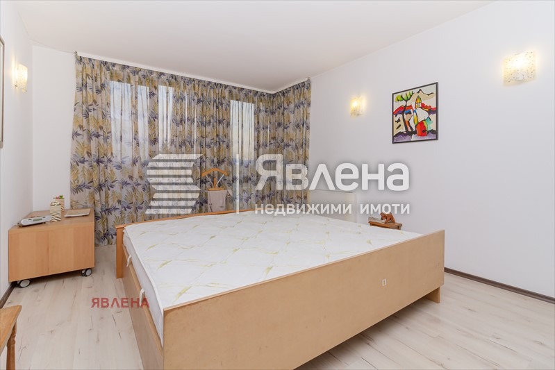 Продава КЪЩА, с. Априлово, област София област, снимка 15 - Къщи - 56077485
