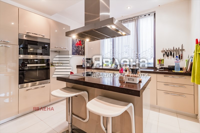 Продава КЪЩА, с. Априлово, област София област, снимка 11 - Къщи - 56077485