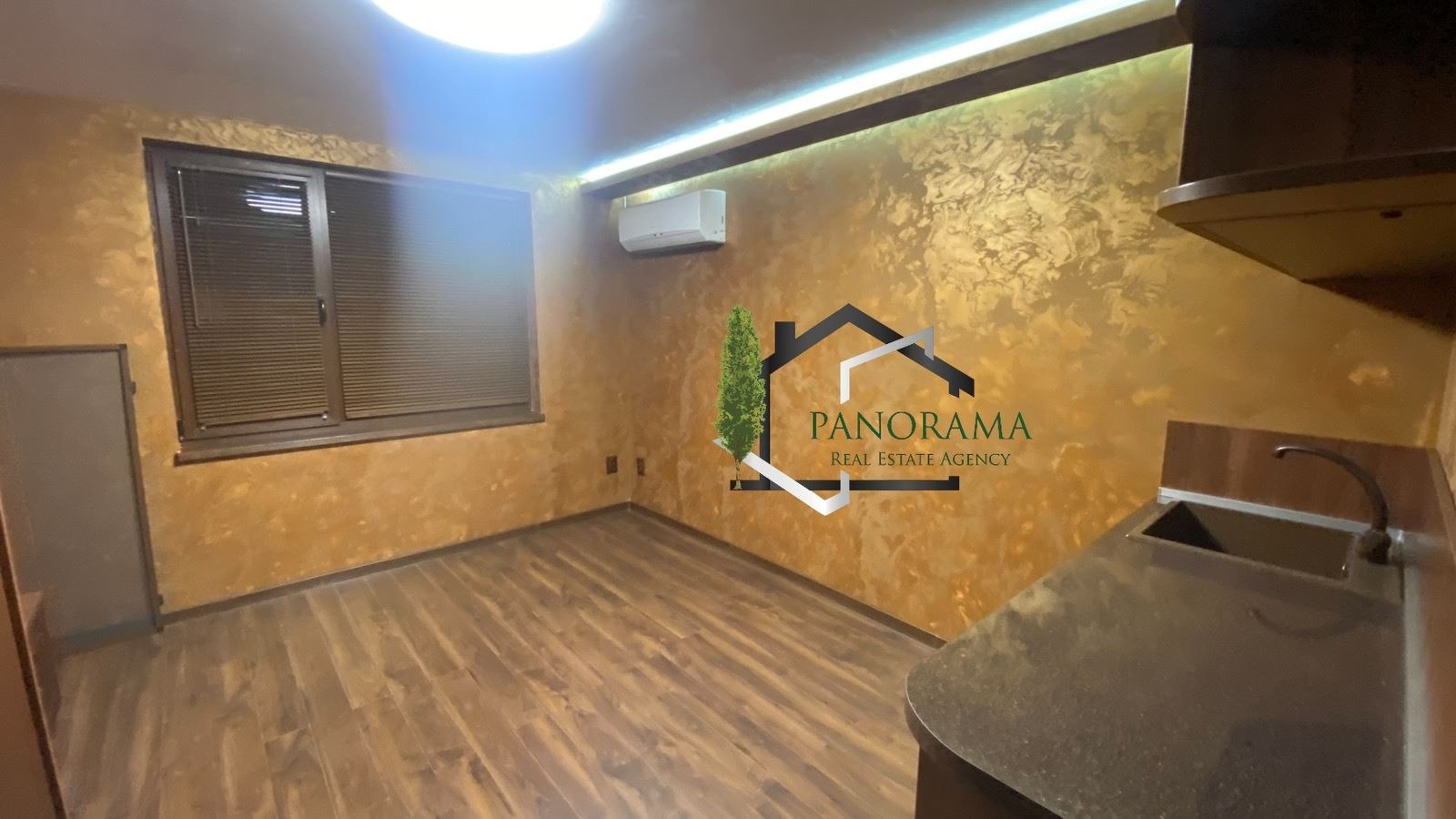 Продава 3-СТАЕН, гр. Шумен, Пазара, снимка 2 - Апартаменти - 49166735
