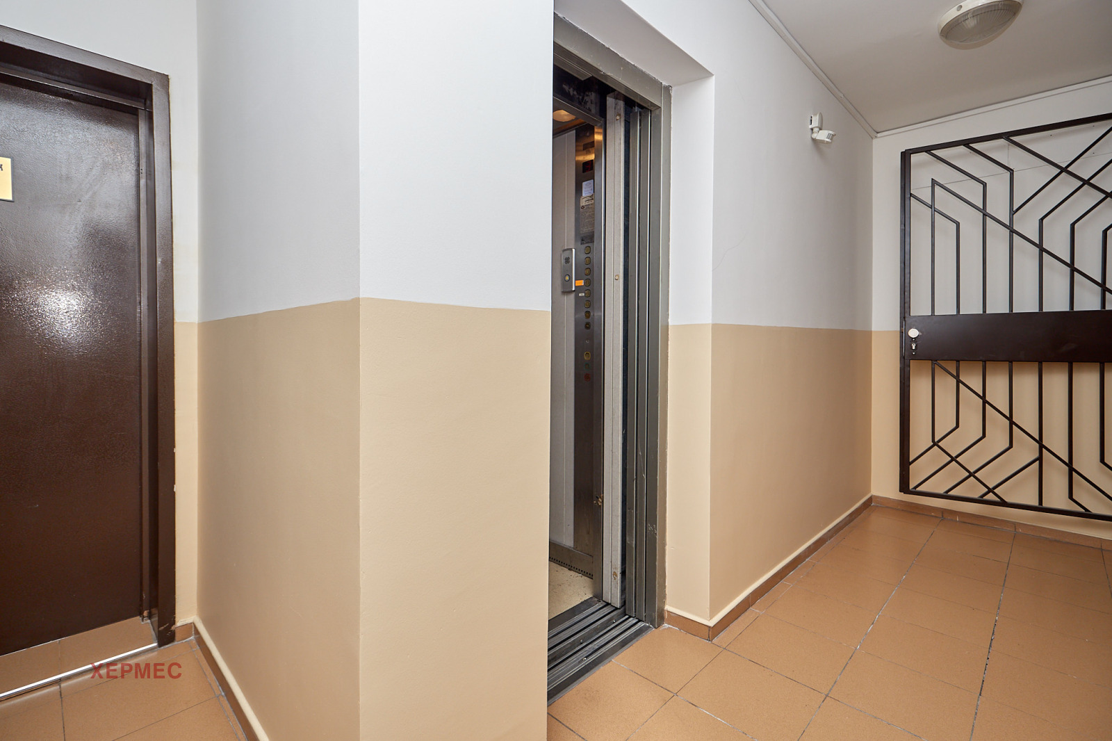 Продава ОФИС, гр. Бургас, Братя Миладинови, снимка 17 - Офиси - 54971363