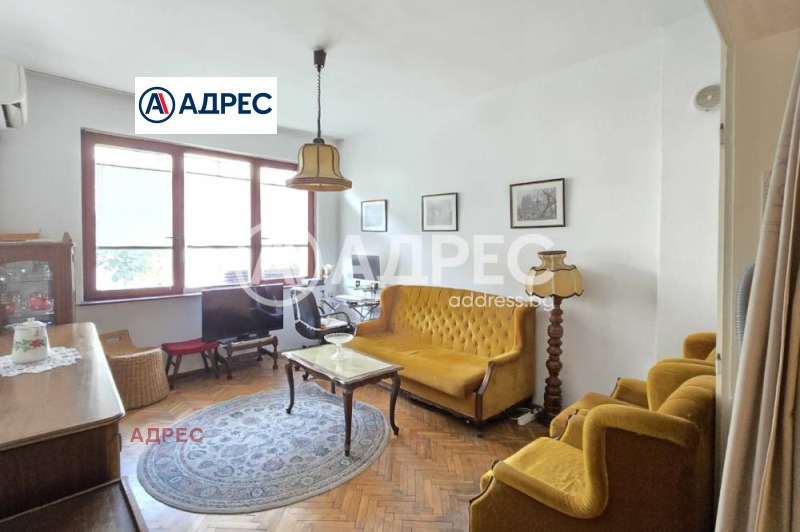 En venta  1 dormitorio Varna , Gratska majala , 64 metros cuadrados | 46370643