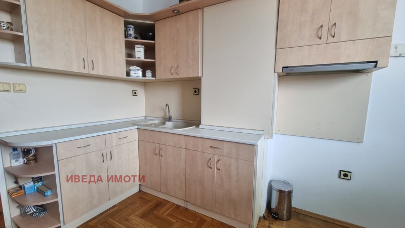 Продава  3-стаен град Варна , Централна поща , 84 кв.м | 16191011 - изображение [4]
