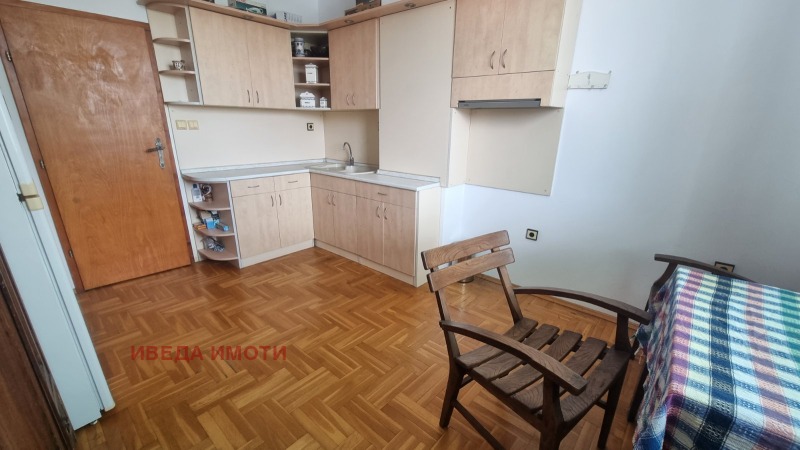 Продава  3-стаен град Варна , Централна поща , 84 кв.м | 16191011 - изображение [5]